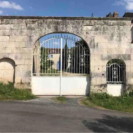 Le Gite du Port Huble بيت للعطل